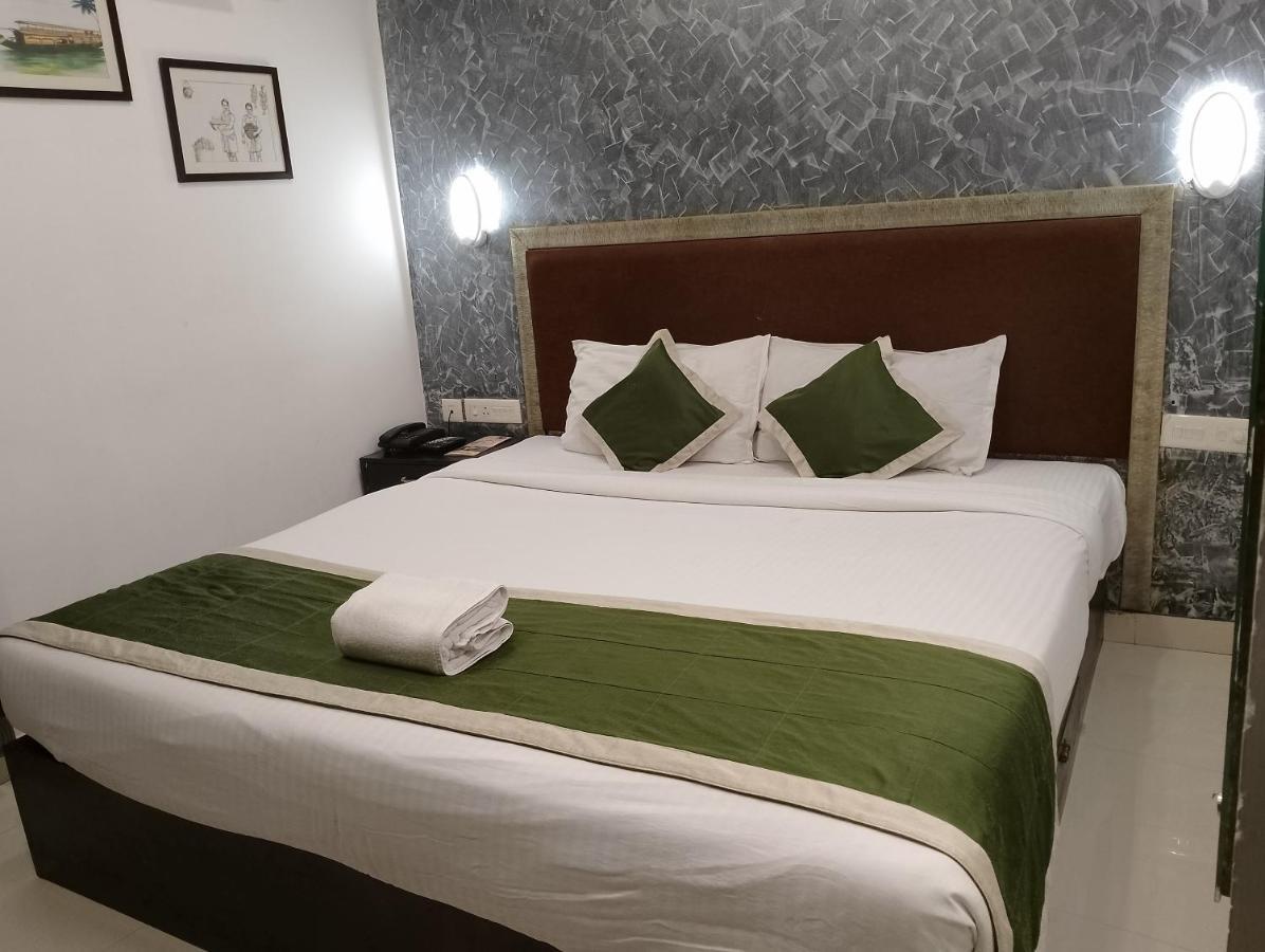 Hotel Greenlife Kochi Exteriör bild