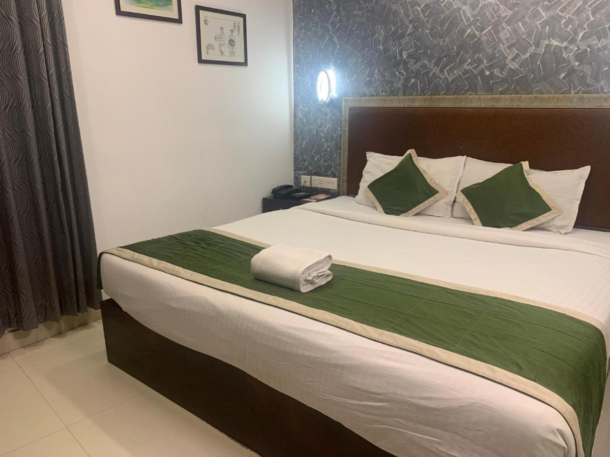 Hotel Greenlife Kochi Exteriör bild