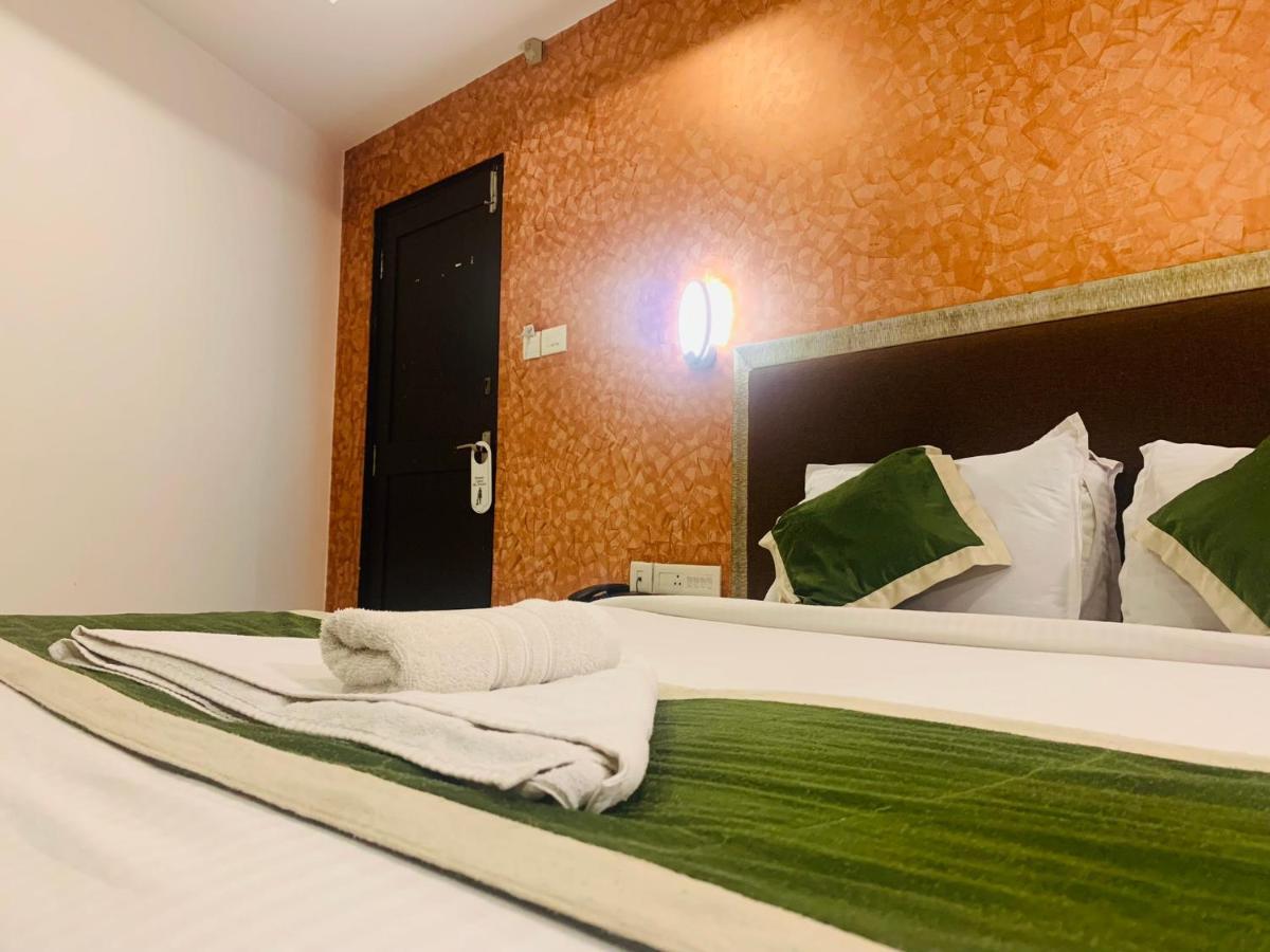 Hotel Greenlife Kochi Exteriör bild