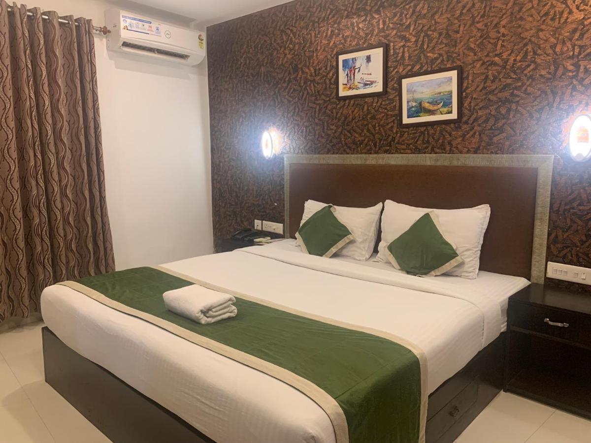 Hotel Greenlife Kochi Exteriör bild